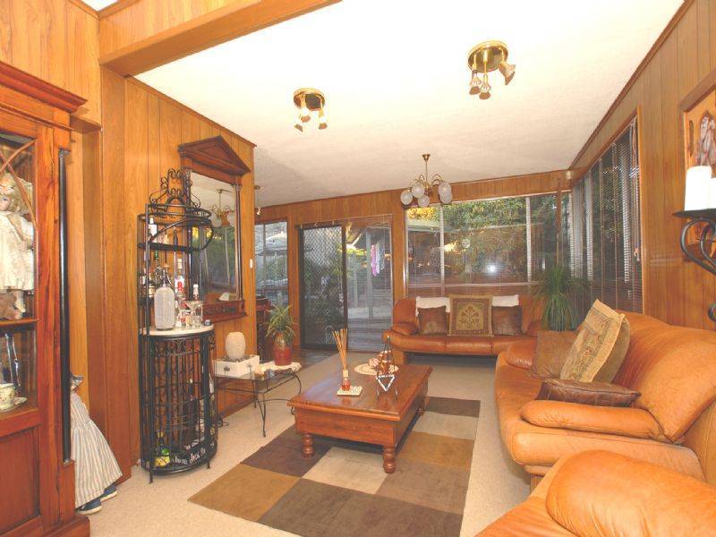 299 Dorset Road, Croydon VIC 3136