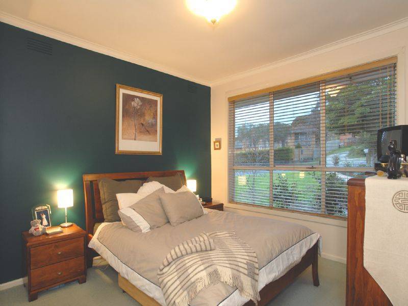 37 Balmoral Street, Kilsyth VIC 3137