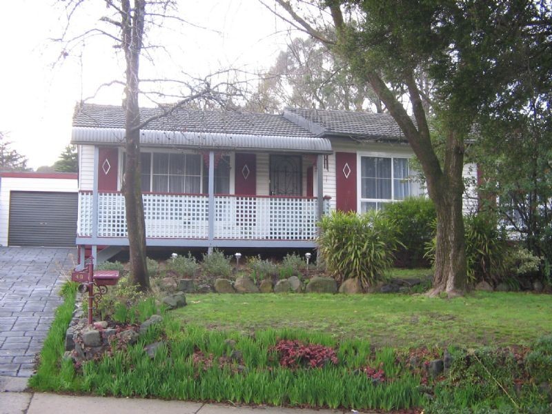 40 Esther Crescent, Mooroolbark VIC 3138