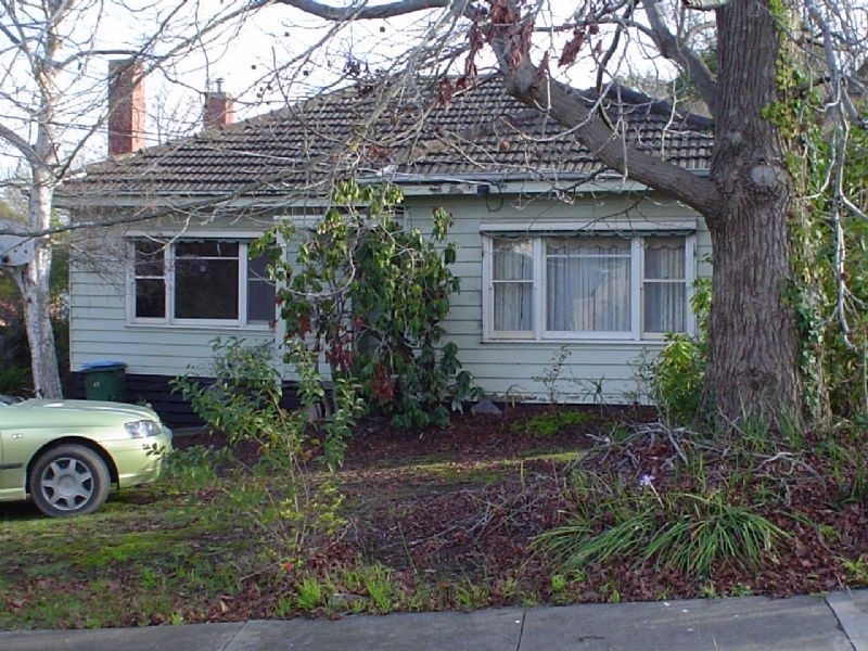 11 Lemnos Street, Croydon VIC 3136