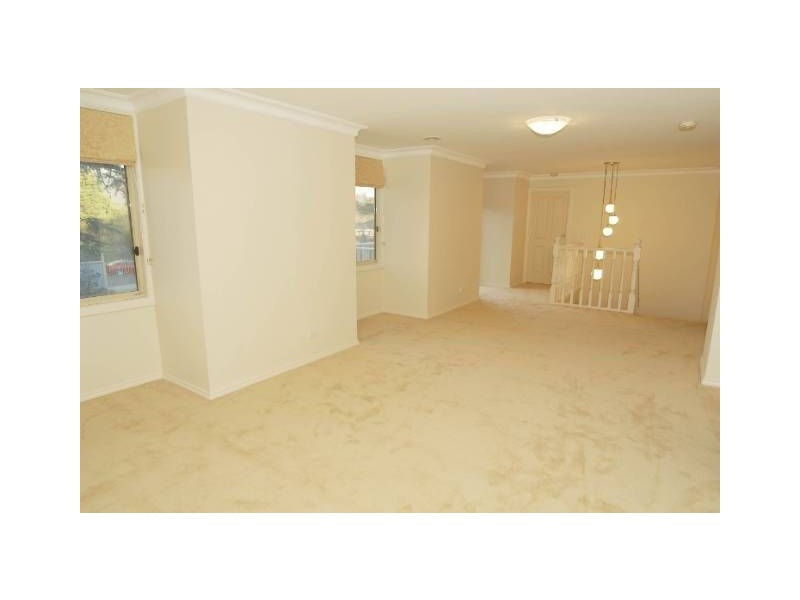 4 Trawalla Road, Croydon VIC 3136