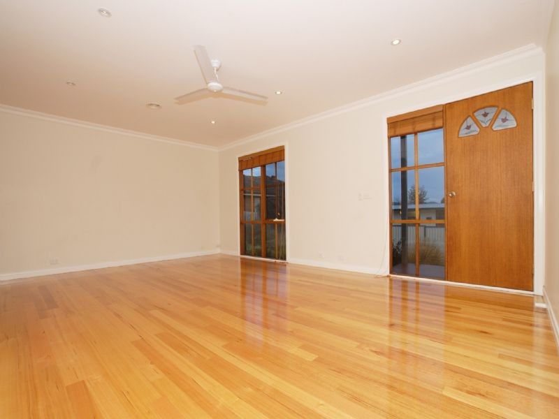 20a Shirley Street, Mooroolbark VIC 3138