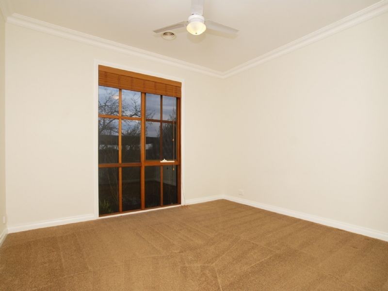 20a Shirley Street, Mooroolbark VIC 3138