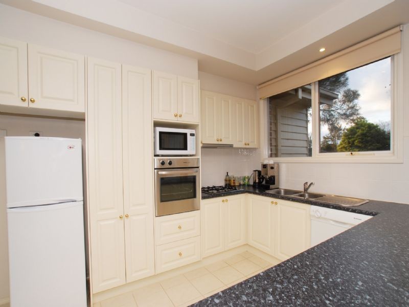 4/5A Taylor Road, Croydon VIC 3136