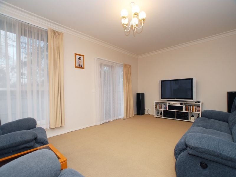 4/5A Taylor Road, Croydon VIC 3136