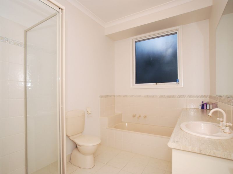 4/5A Taylor Road, Croydon VIC 3136