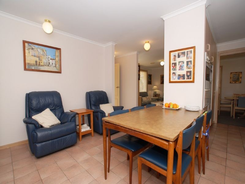 3/16 Paterson Street, Croydon North VIC 3136