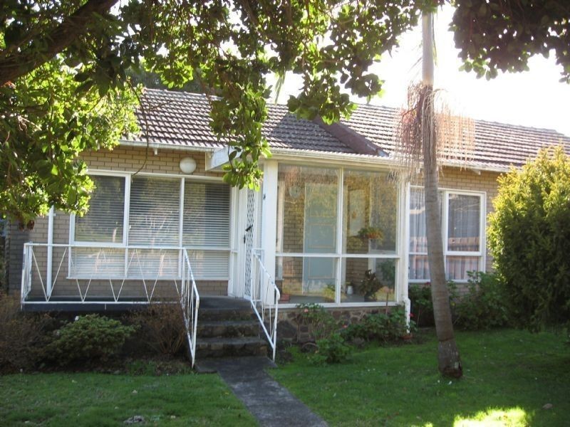 14 Neville Street, Mooroolbark VIC 3138