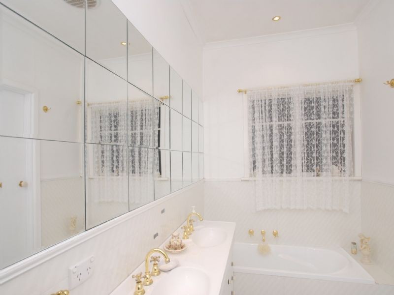 170 Lincoln Road, Croydon VIC 3136