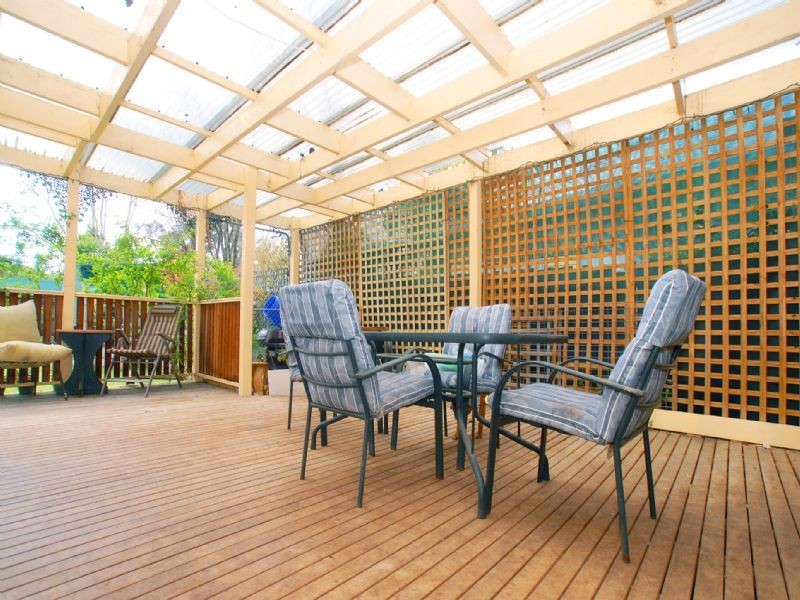 12 Diane Crescent, Mooroolbark VIC 3138