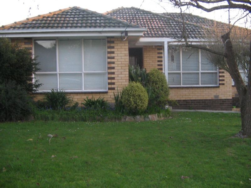 14 Arundel Street, Croydon VIC 3136
