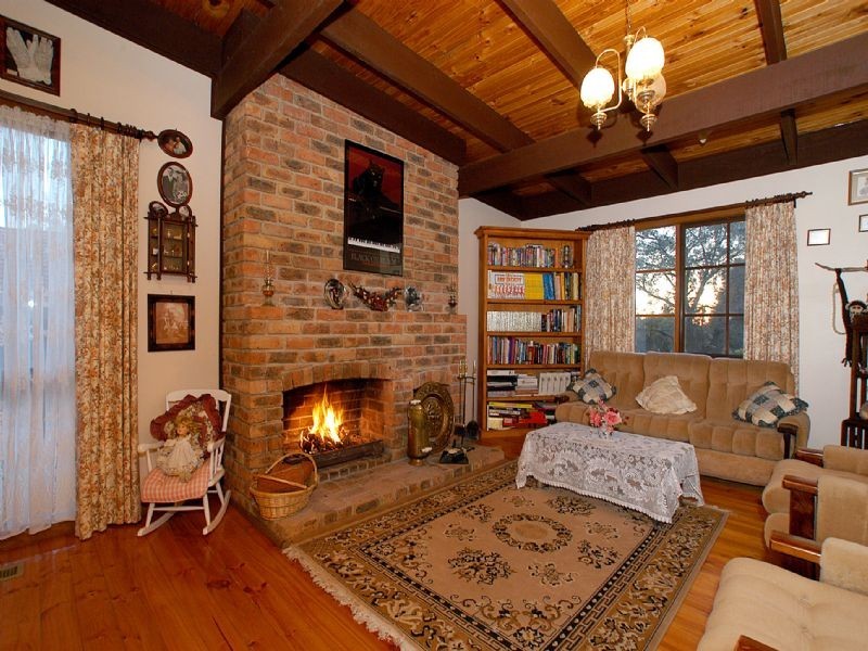 33  Sugarloaf Drive, Chirnside Park VIC 3116