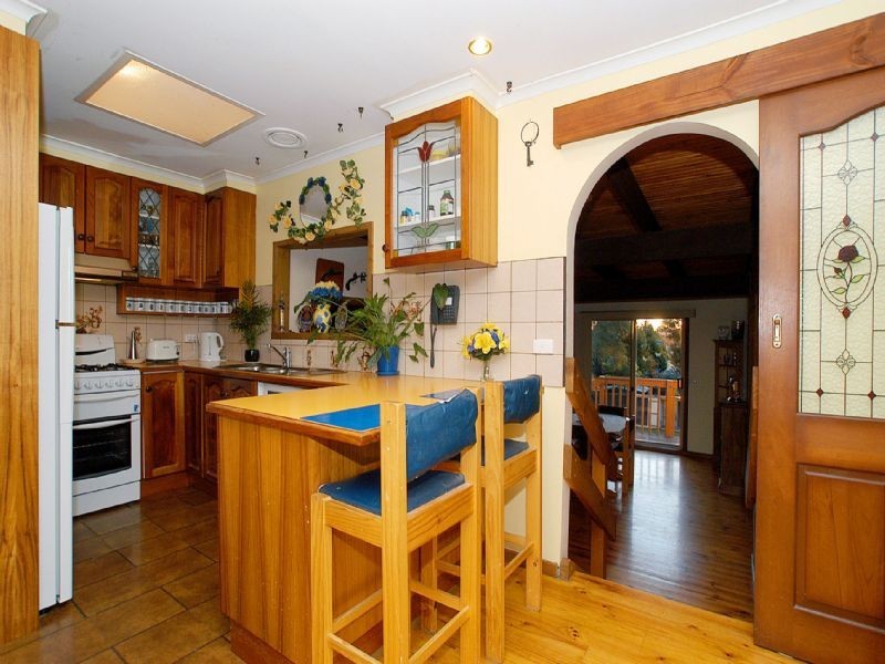 33  Sugarloaf Drive, Chirnside Park VIC 3116