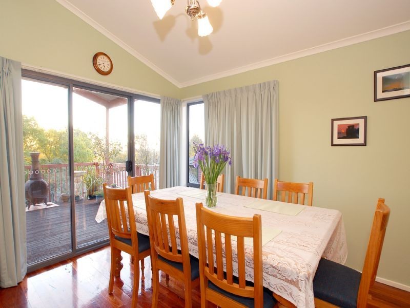 21 Alpine Way, Kilsyth VIC 3137