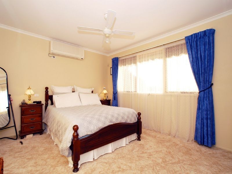 68 Campaspe Drive, Croydon Hills VIC 3136