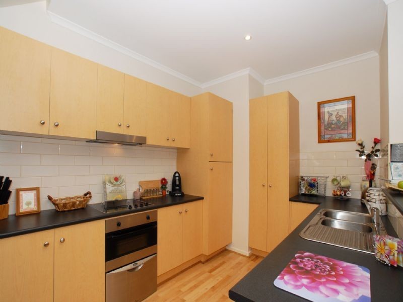 35/13 – 15 Hewish Road, Croydon VIC 3136