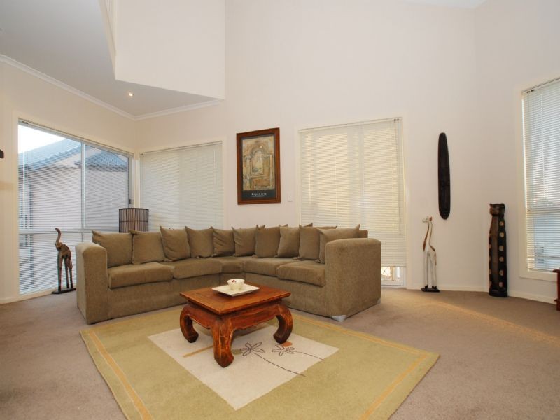 35/13 – 15 Hewish Road, Croydon VIC 3136