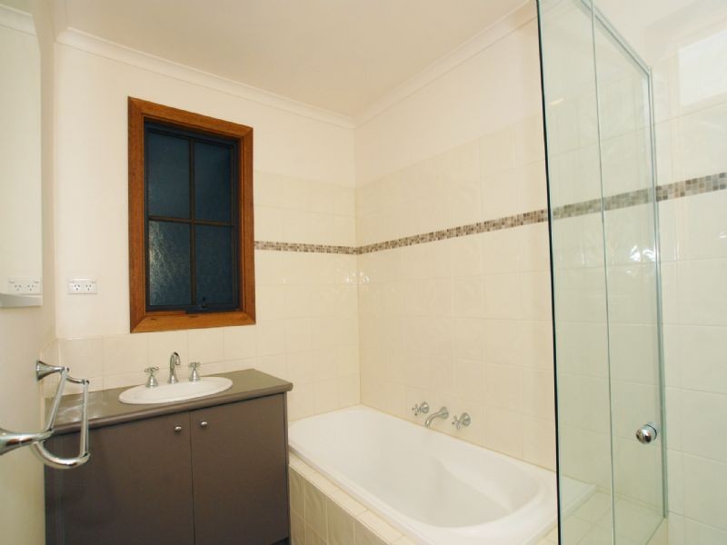 9 The Loch, Croydon Hills VIC 3136