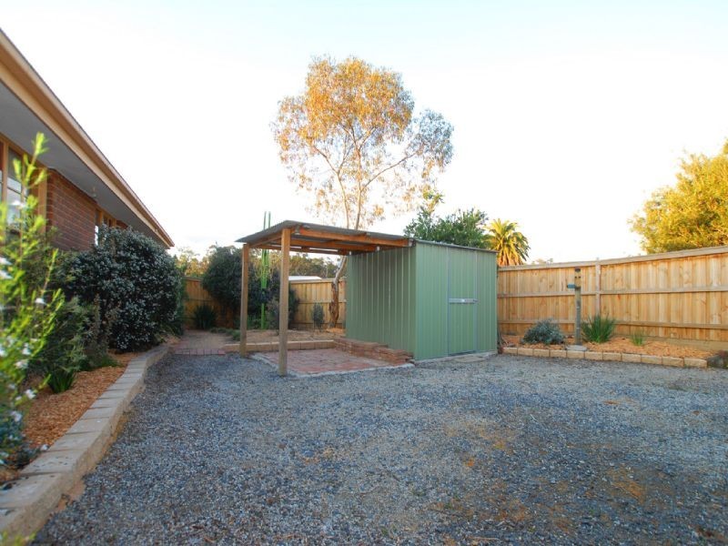 9 The Loch, Croydon Hills VIC 3136