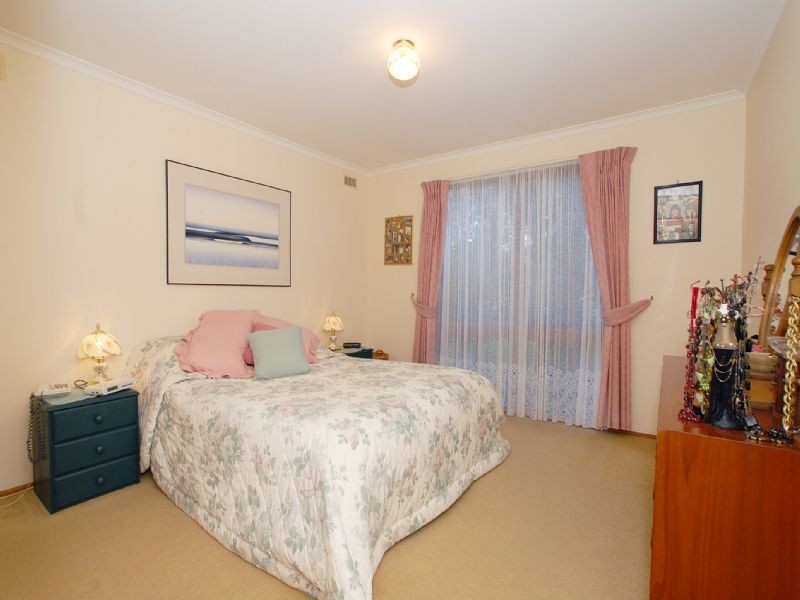 11 Grose Court, Croydon Hills VIC 3136