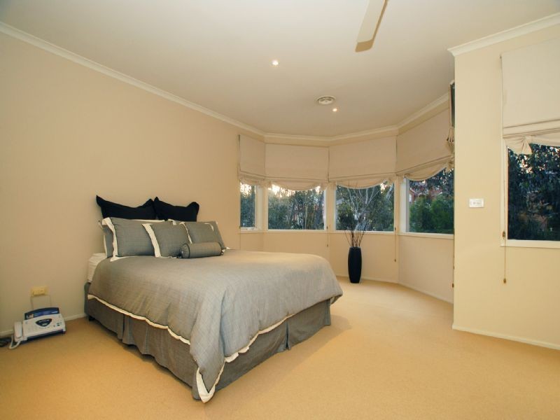 11 Bronte Court, Croydon North VIC 3136