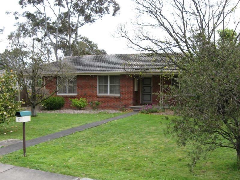 17 Hawthory Road, Kilsyth VIC 3137