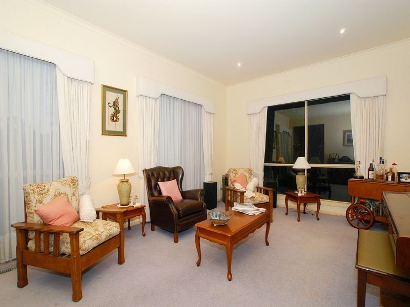 88 Croydon Hills Drive, Croydon Hills VIC 3136