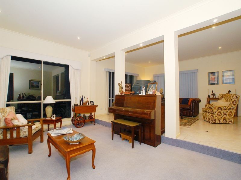 88 Croydon Hills Drive, Croydon Hills VIC 3136