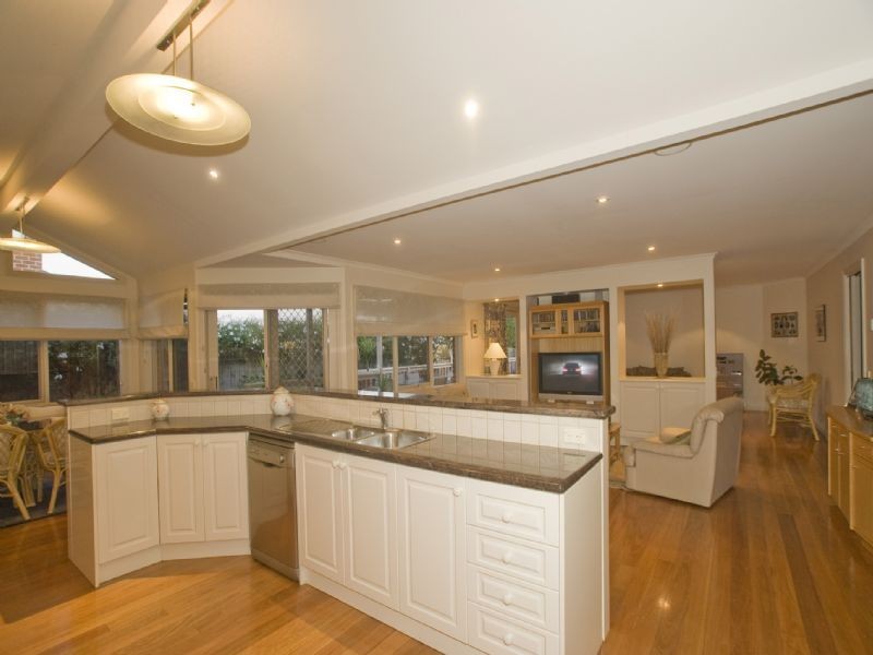 7 Champagne Rise, Chirnside Park VIC 3116