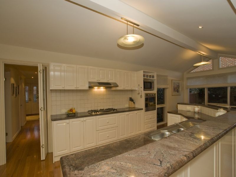 7 Champagne Rise, Chirnside Park VIC 3116