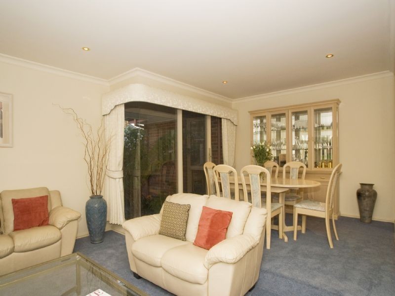 7 Champagne Rise, Chirnside Park VIC 3116