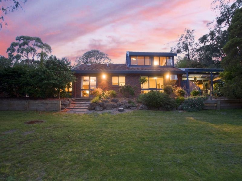 19 Mulawa Street, Croydon North VIC 3136