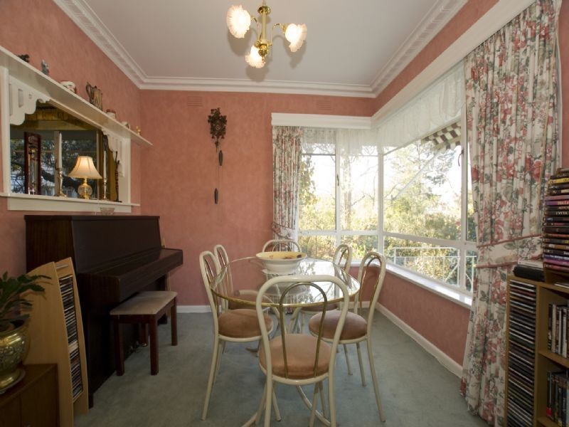 10 Vasey Concourse , Ringwood East VIC 3135