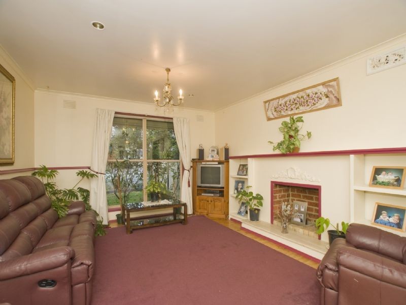 58 Stirling Road, Croydon VIC 3136