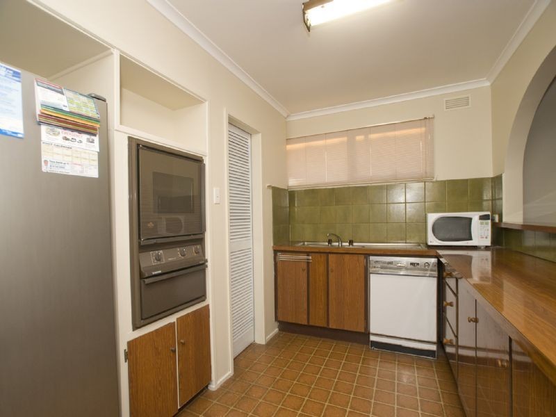 8 Shirley Street, Mooroolbark VIC 3138