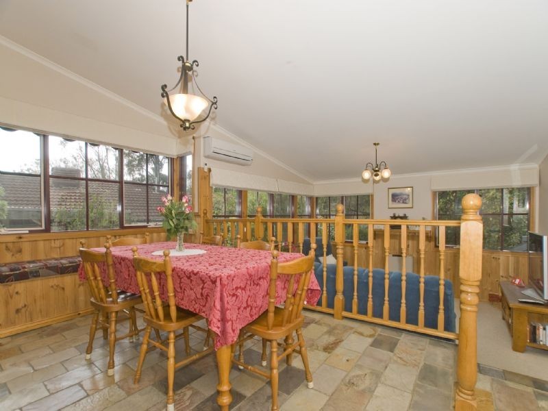 23  Ross Road, Croydon VIC 3136