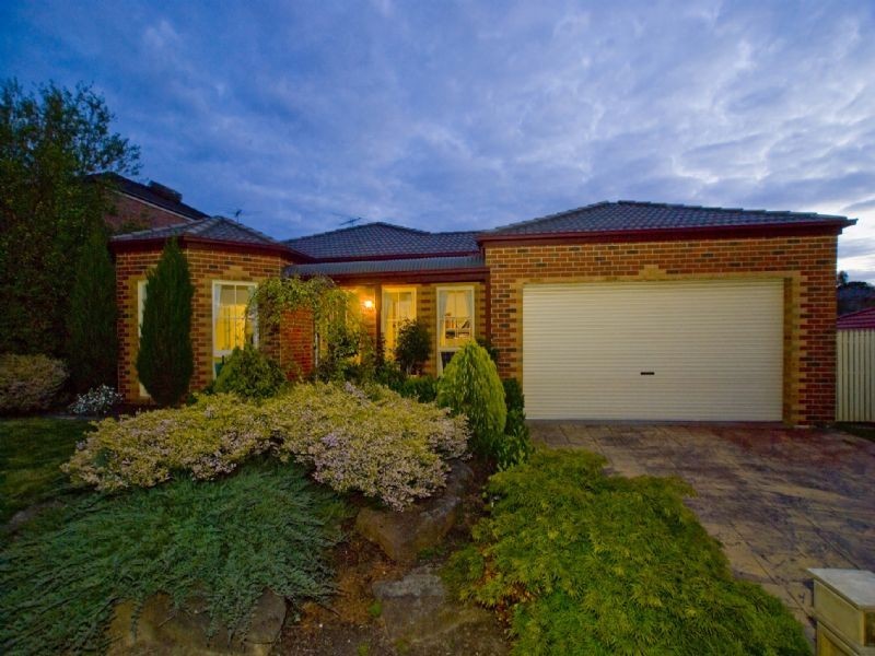 10 Drysdale Court, Croydon Hills VIC 3136