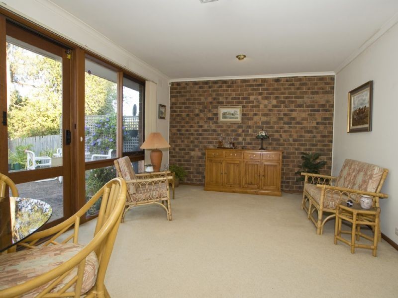 56 Narr Maen Drive, Croydon Hills VIC 3136