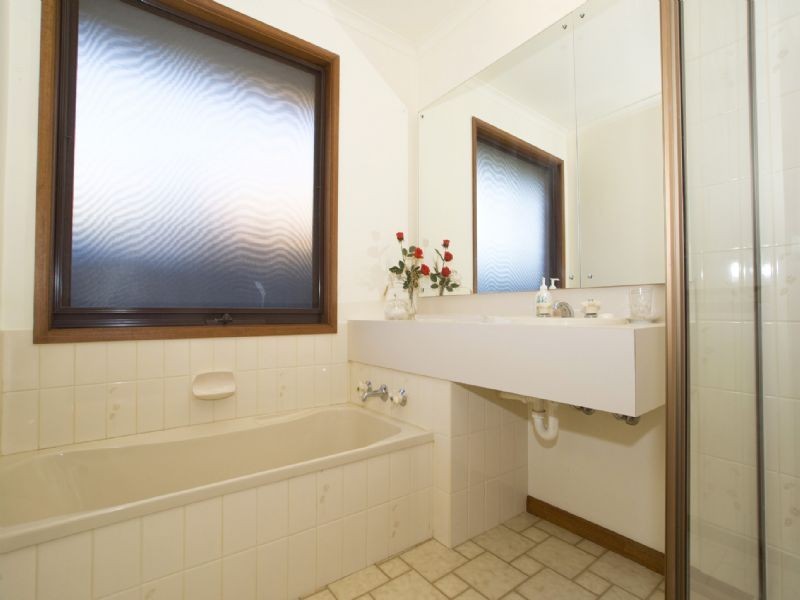 56 Narr Maen Drive, Croydon Hills VIC 3136