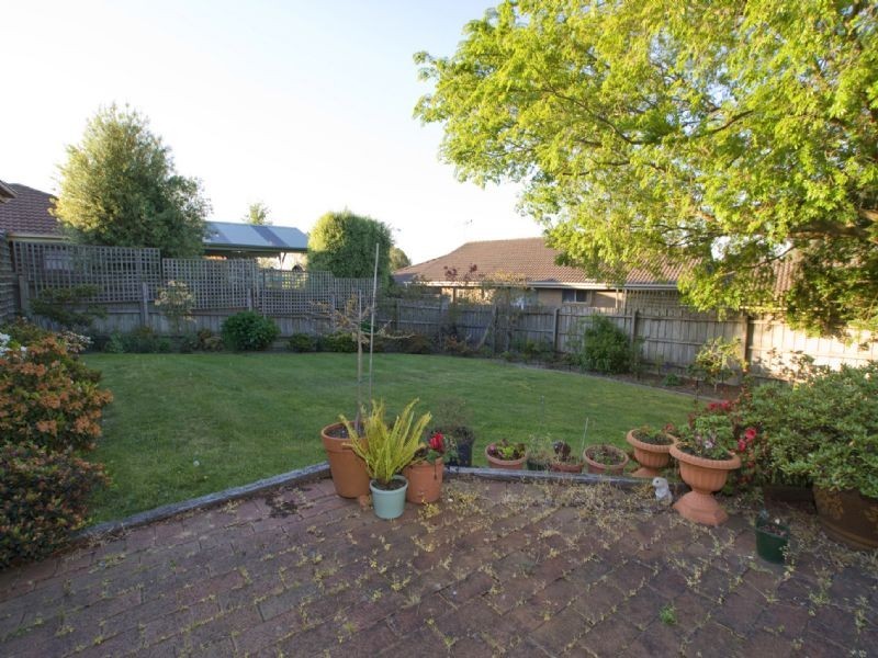 56 Narr Maen Drive, Croydon Hills VIC 3136