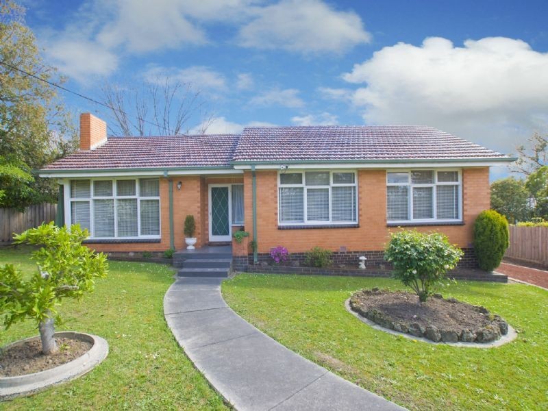 1 Kaneira Avenue, Croydon VIC 3136