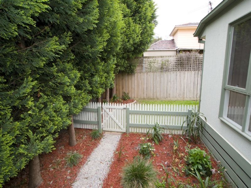 2/246 Dorset Road, Croydon VIC 3136