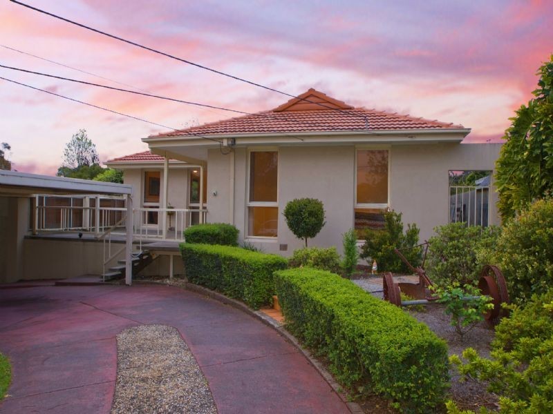 51 Old Kent Road, Mooroolbark VIC 3138
