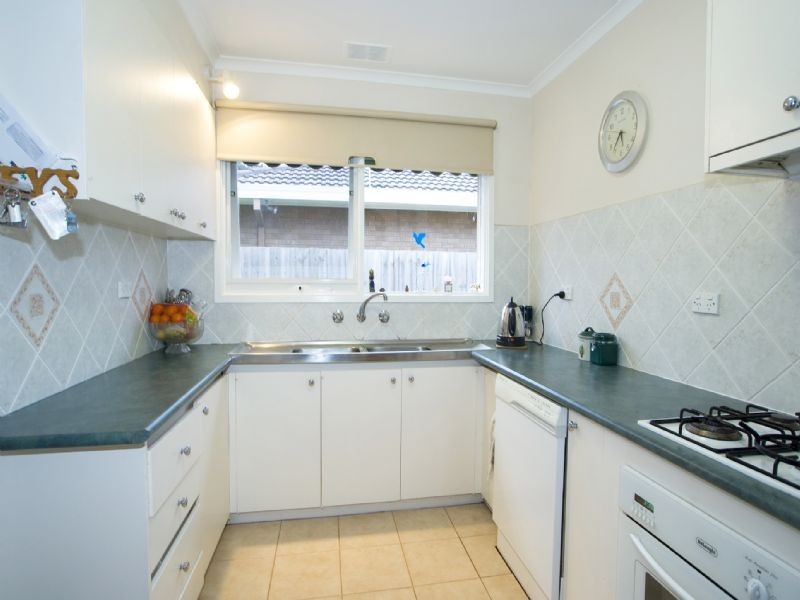 51 Old Kent Road, Mooroolbark VIC 3138