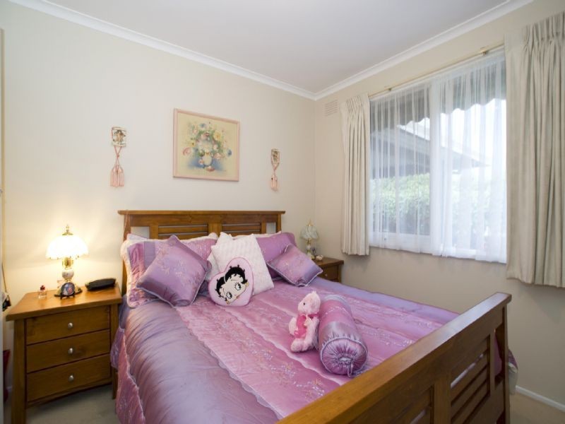 51 Old Kent Road, Mooroolbark VIC 3138