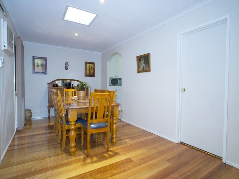 51 Old Kent Road, Mooroolbark VIC 3138