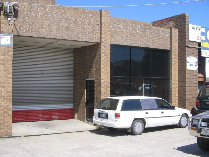 2/14 Windsor Road, Croydon VIC 3136