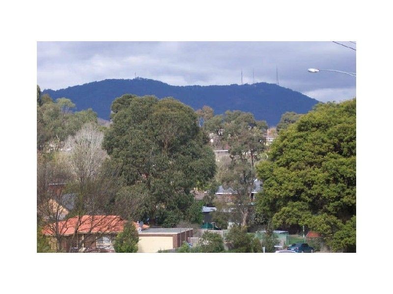 111 Manchester Road, Mooroolbark VIC 3138