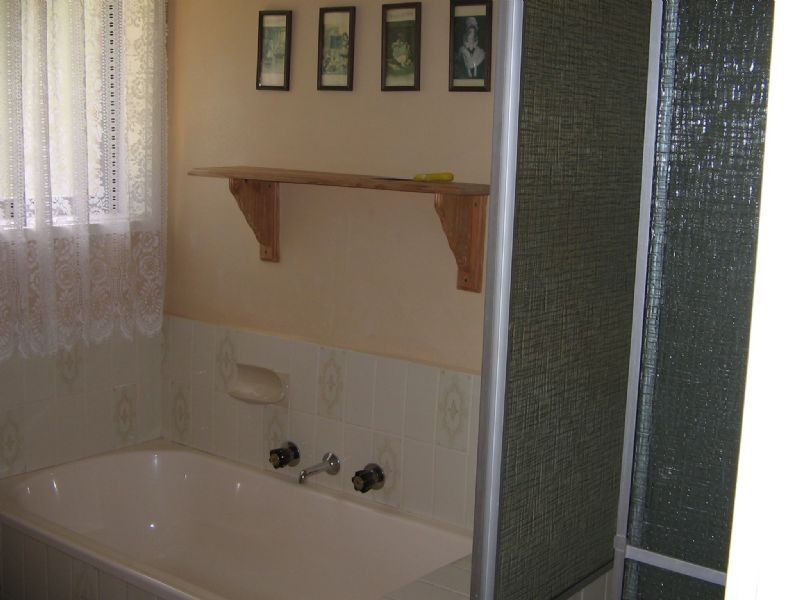 34 Parkstone Drive, Bayswater VIC 3153