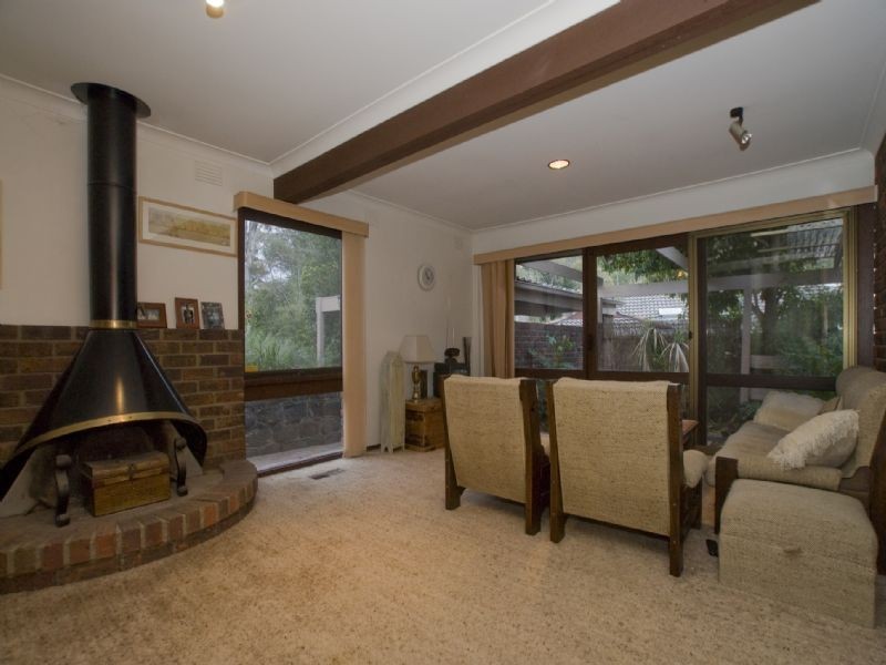 17 Chestnut Court, Montrose VIC 3765